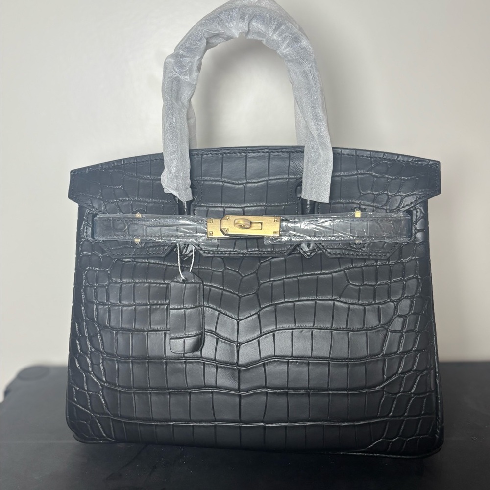 Genuine leather black Croc wirkin